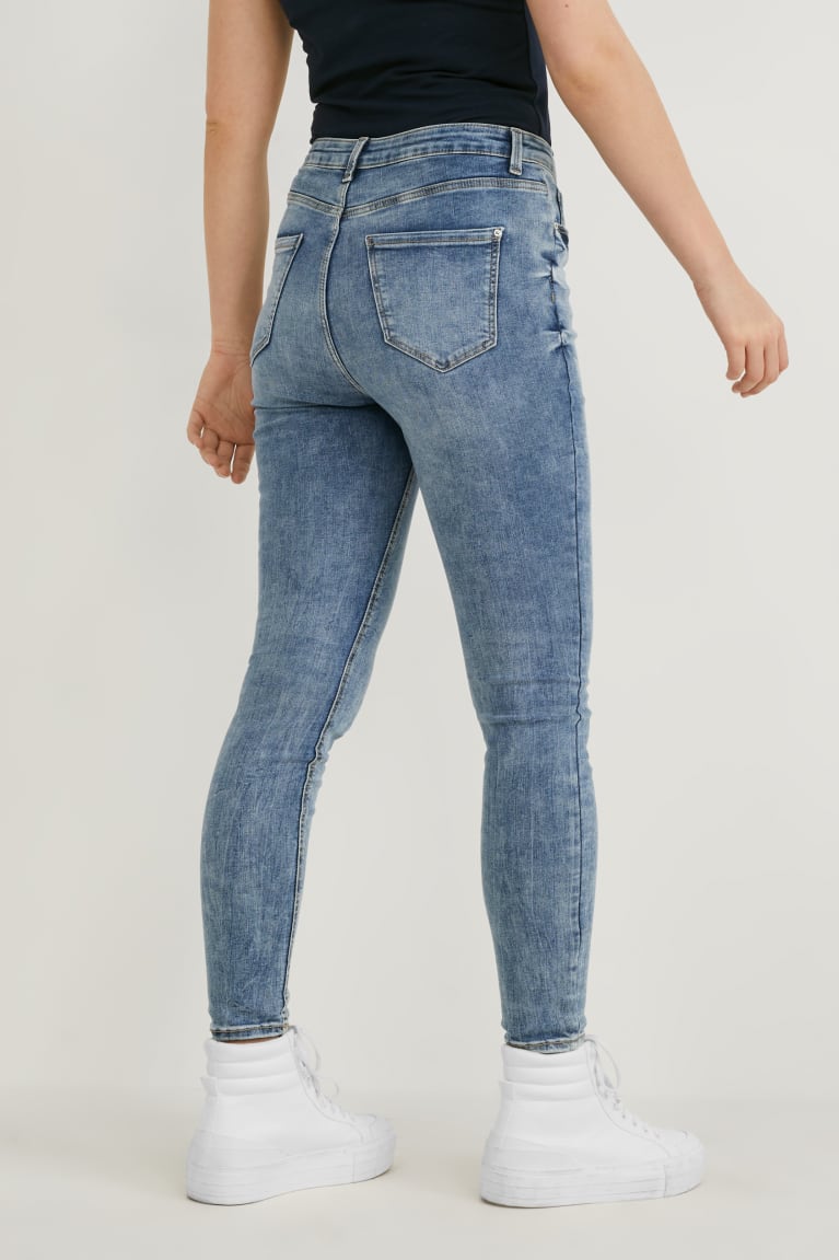 Calça Jeans C&A Magro High Cintura Feminino Azuis Luz Azuis | 51764GBFE