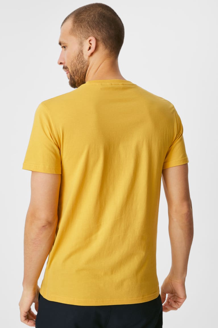 Camiseta C&A Organic Algodão Masculino Amarelas | 49813BZYL