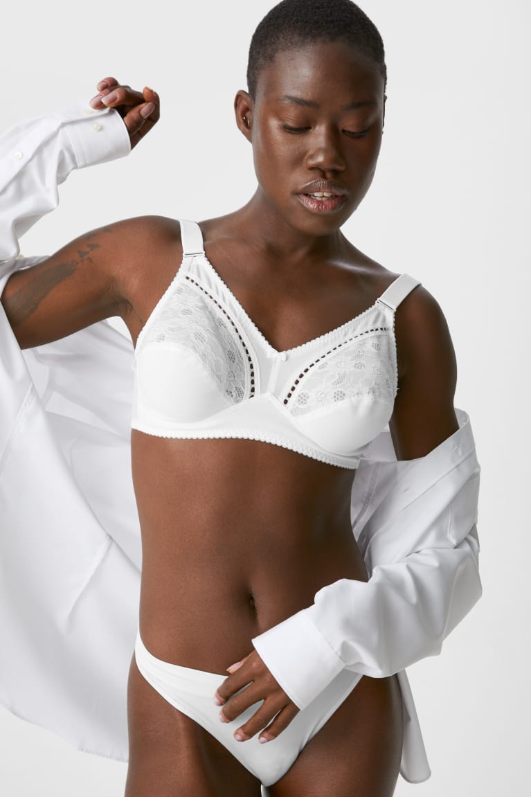 Roupa Interior C&A Non-wired Minimiser Bra Feminino Branco | 01846WPDX